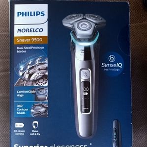 Phillips Norelco 9500 shaver